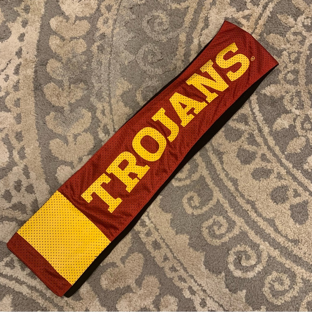 USC Trojans Scarf with Inside Zipper Pocket MVF Brand By Littlearth Adult OSFA